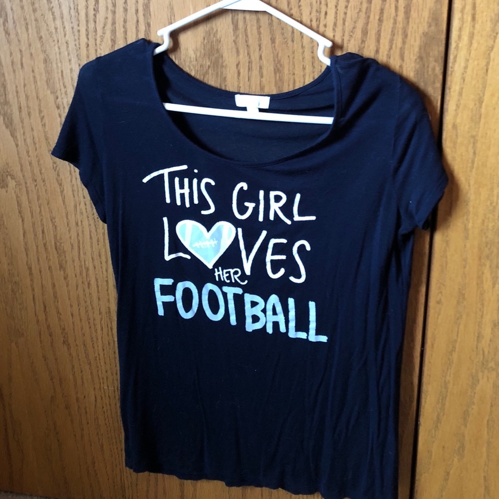 Navy blue tee